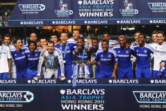 5-1逆转 创造历史！欧冠大黑马浮现：登上榜首 5万球迷狂欢